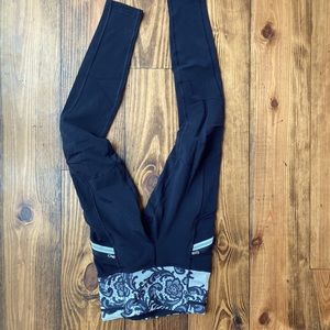 Lululemon runners with drawstring and zip pockets